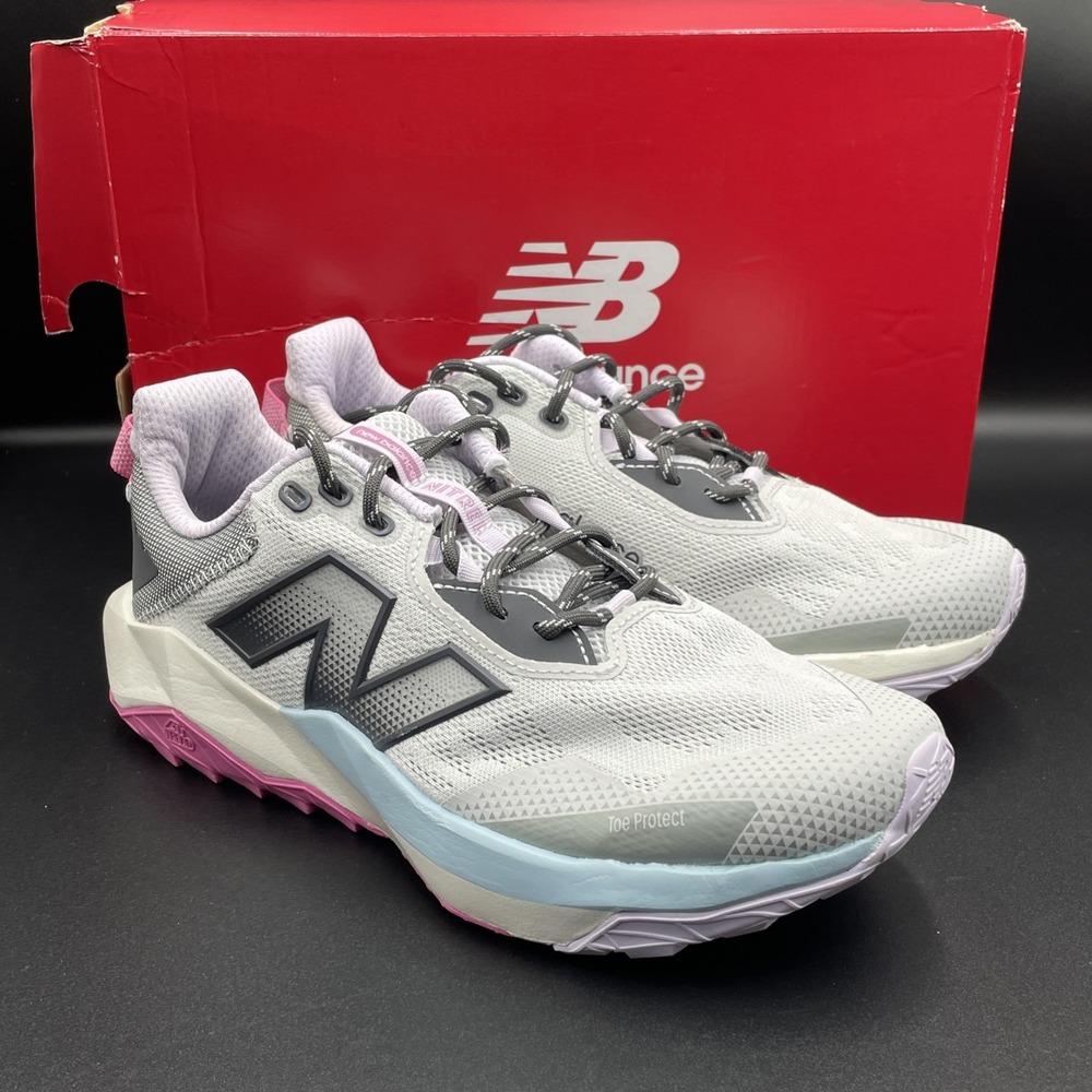 New Balance DynaSoft Nitrel v6 Women's Size 9.5 Trail Running Shoes Grey / Blue